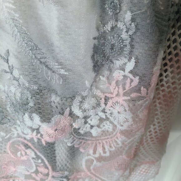 PINK Sheer Embroidered Italian Made Top Size Small - Picture 5 of 9